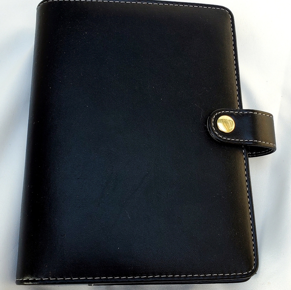 BLACK PERSONAL PLANNER/BINDER
